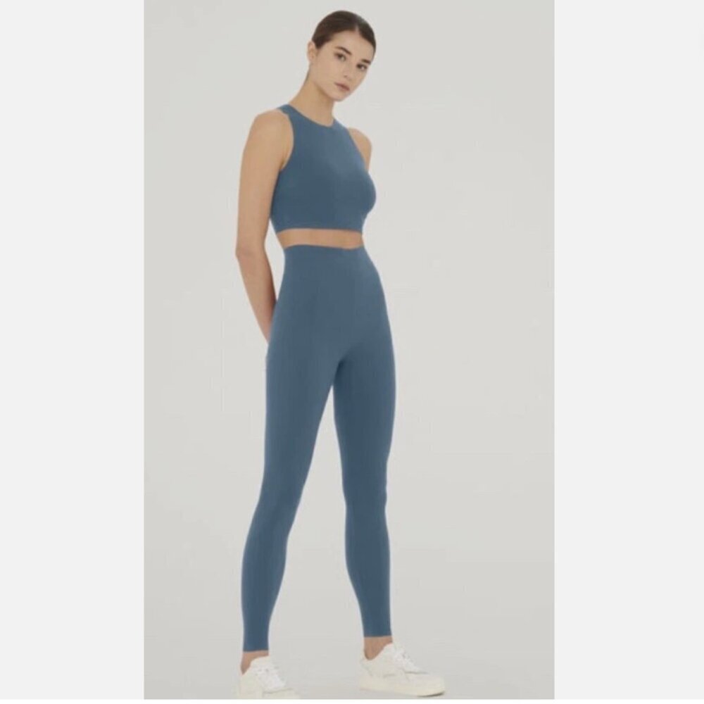 💙 NWOT Wolford Matching Set – High-Waisted Wellness Leggings + W-Bonded Crop To